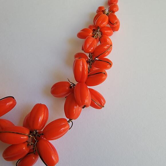 Red Flower Necklace - Vintage Beads - Signed M. West Germany - Picture 7 of 9